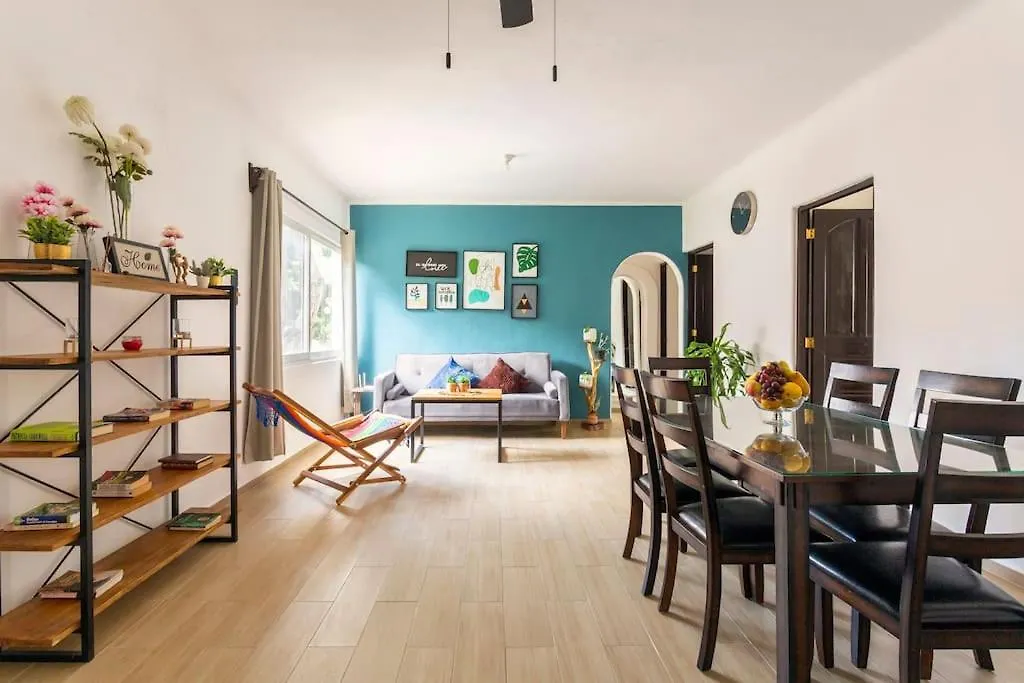 3 Bedroom Apartment In Quiet Residential Area Playa del Carmen 0*,  Messico